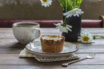 tartlets with key lime and almonds, chamomile