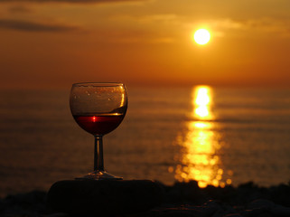 Sundowner am Strand auf der schwedischen Insel Öland