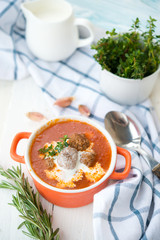 Tomato quenelles soup
