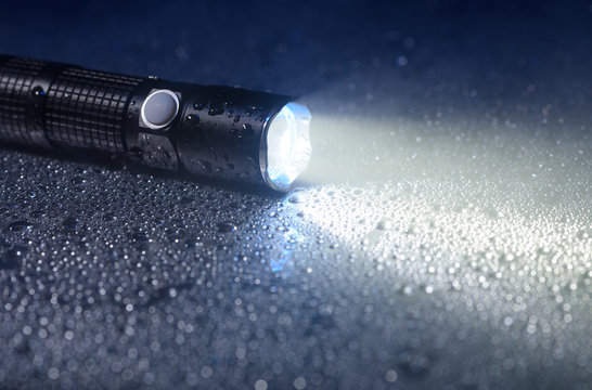 Tactical waterproof flashlight
