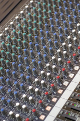 console mixer