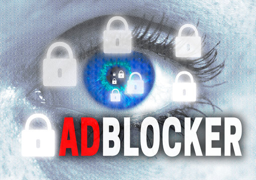 adblocker auge blickt auf betrachter konzept