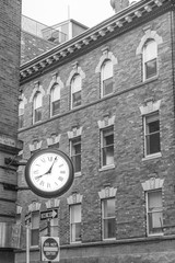 Fototapeta na wymiar street clock