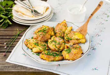 Australian Crash Hot Potatoes with Sour Cream