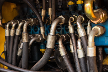 Industrial pipe system of hydraulic valves