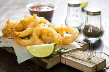 Fried squid rings © Ruslan Mitin