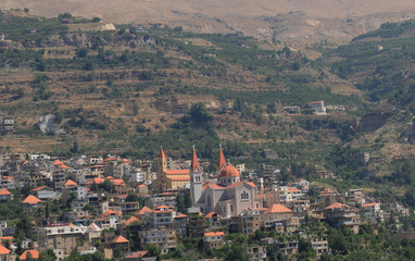Fototapeta na wymiar Das Bscharreh im Qadisha-Valley im Libanon.