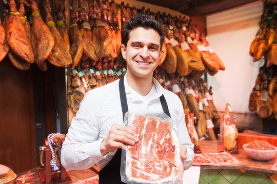  salesperson in the store jamon