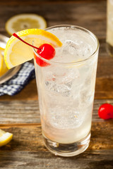 Refreshing Classic Tom Collins Cocktail