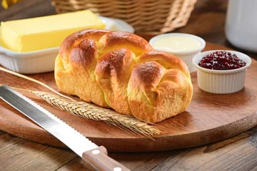Fotobehang Brioche bread © marcelokrelling