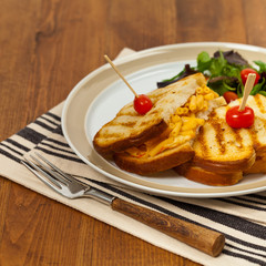 Macaroni and Cheese Sandwich. Selective focus.
