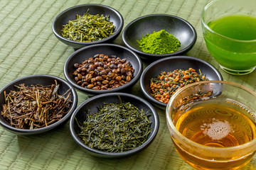 日本茶いろいろ Japanese green tea and teapot