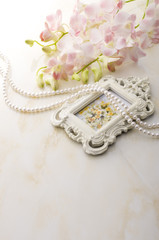 フォトフレームと真珠