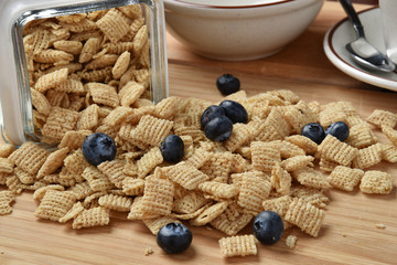 Rice cereal with blueberries