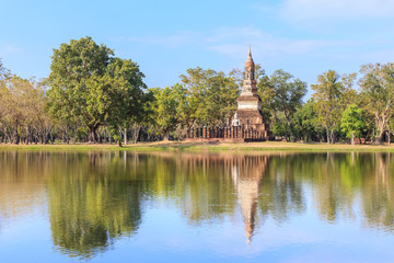 Obraz premium Wat Traphang Ngoen, Shukhothai Historical Park, Thailand