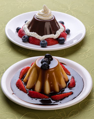 vanilla pudding with chocolate syrup