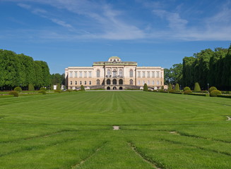 Fototapeta na wymiar Schloss Kleßheim / Salzburg / Österreich
