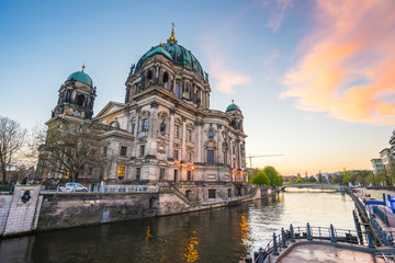Fototapeta na wymiar Sunset with Berlin Cathedral in Berlin, Germany