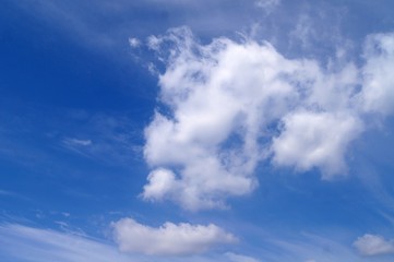 Obraz premium 梅雨前の東京の空