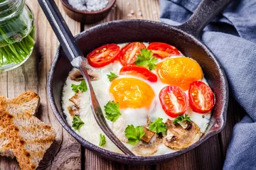 Acrylic prints Fried eggs breakfast: fried eggs with tomatoes and mushrooms