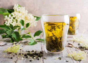 Green tea with elder flower