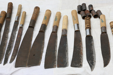 Buschmesser und Macheten