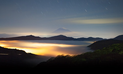 Mt.fuji and sea of mist above lake ashi at Hakone in autumn early morning