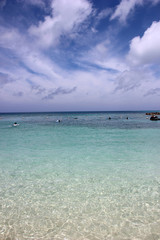 Fototapeta premium 夏のビーチリゾート