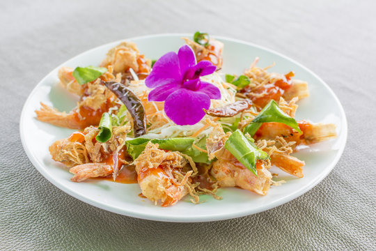 Deep fried Shrimp crispy with tamarind sauce delicious Thai food.