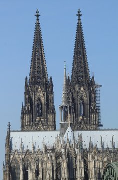 Hoher Dom zu K&ouml;ln / Blick von Osten auf Querhaus und Turmpaar des K&ouml;lner Doms