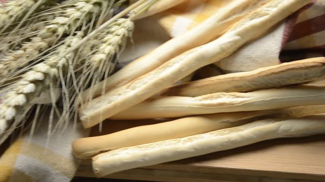 B&aacute;nh m&igrave; que Col&iacute;n &Kappa;&rho;&iota;&tau;&sigma;ί&nu;&iota; グリッシーニ 막대빵 Soepstengel Breadstick Grissino Gressino Gris&iacute;n Гриссини Grissini Breadsticks Pico Broodstengel Grissines גריסיני Palillo de pan Soepstengels Gressinos