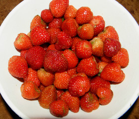 Strawberry in the white plate