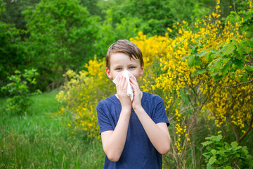 Heuschnupfen – allergischer Schnupfen bei Kindern