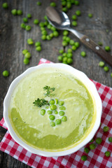 Green peas cream soup
