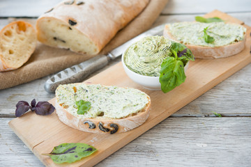 Herbs green butter
