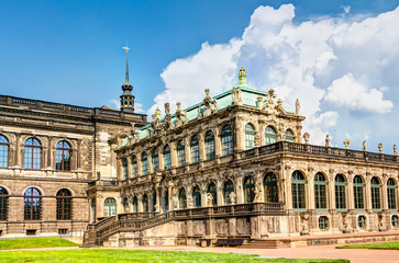 Fototapeta premium Zwinger in der historischen Altstadt von Dresden