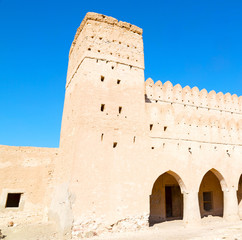 Fototapeta na wymiar in oman muscat the old defensive fort battlesment sky a