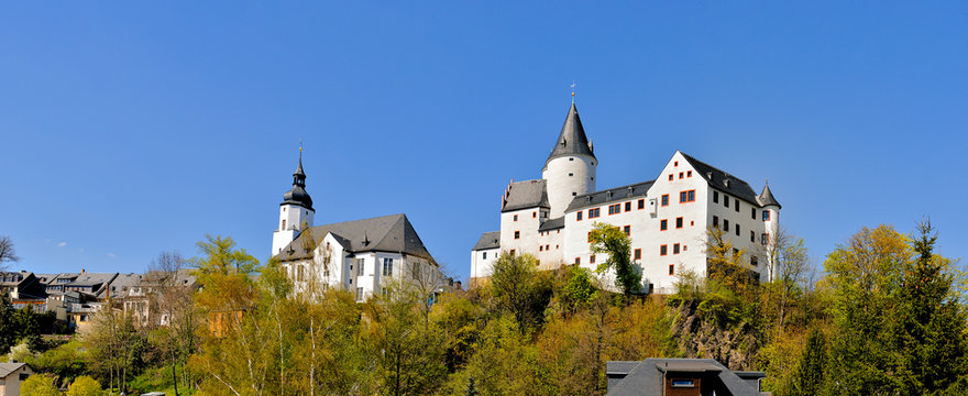 Panorama Schloss Schwarzenberg und St.-Georgen-Kirche im Erzgebirge 