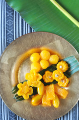 Above of Golden Thai Dessert Set