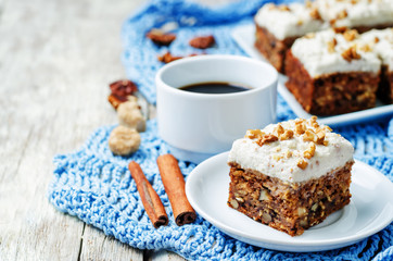 vegan walnuts carrot cake with cashew cream frosting