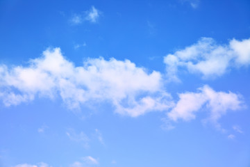 Fototapeta na wymiar Line of clouds in the sky