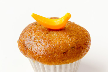 Yellow banana plastic on the banana cake.