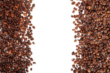 Naklejka premium Coffee beans isolated on white