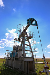 Oil pump in the field