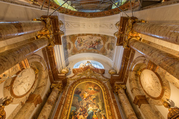 Fototapeta premium The Karlskirche in Vienna, Austria