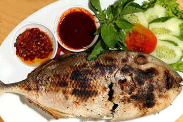grilled fish with chili sauce