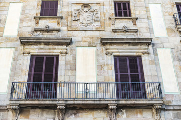 Fototapeta na wymiar classic old building in Barcelona