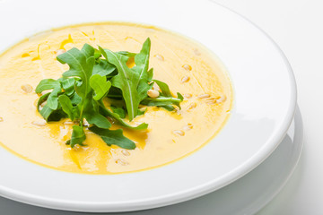 Cream of Cauliflower Soup with Green Herb