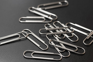 複数のペーパークリップ