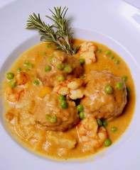 platos de comida elaborada , sofisticada y creativa